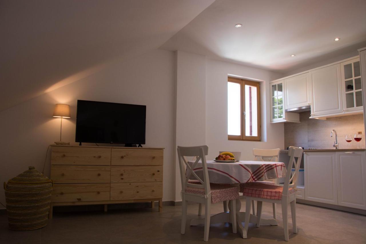 Buga Apartment In Center Of Mali Lošinj Extérieur photo